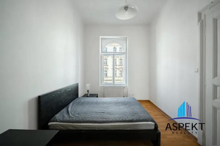 Pronájem bytu 3+1, Praha - Nové Město, Tyršova, 100 m2