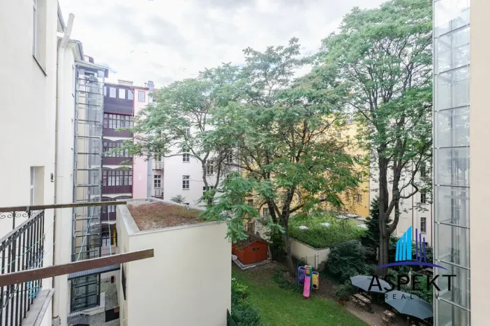 Pronájem bytu 3+1, Praha - Nové Město, Tyršova, 100 m2