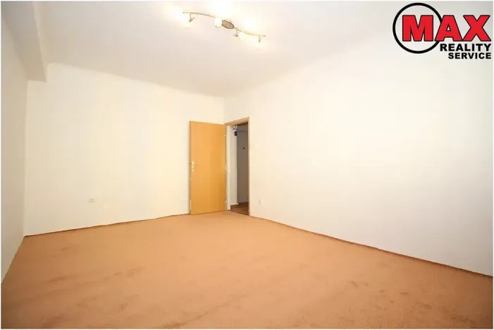 Pronájem bytu 1+1, Praha - Vršovice, K louži, 35 m2