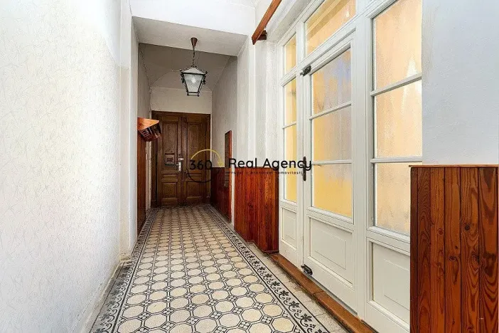 Prodej bytu 2+1, Praha - Smíchov, Štefánikova, 93 m2