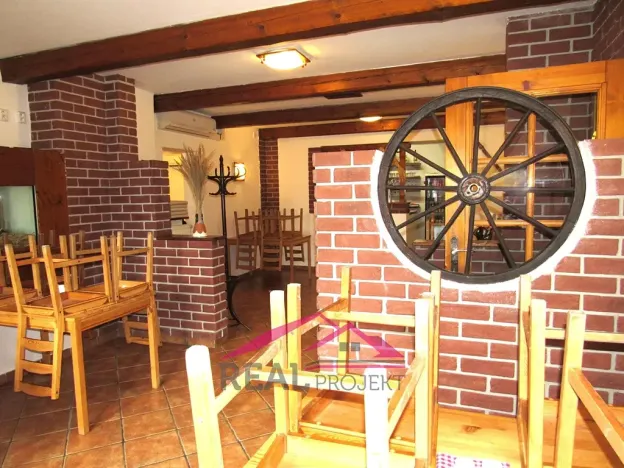 Pronájem restaurace, Čebín, 180 m2