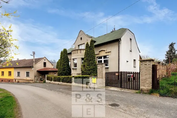 Prodej vily, Otvovice, 260 m2