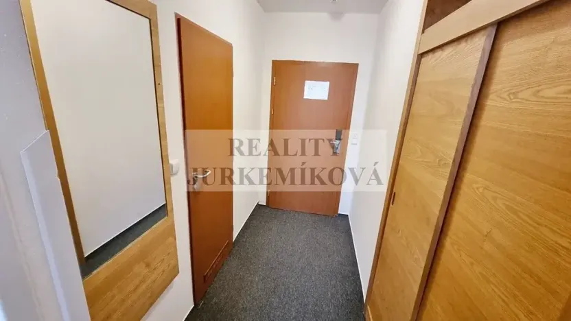 Pronájem bytu 1+kk, Frymburk, 30 m2