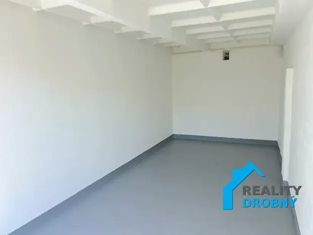 Pronájem garáže, Děčín, Sukova, 17 m2