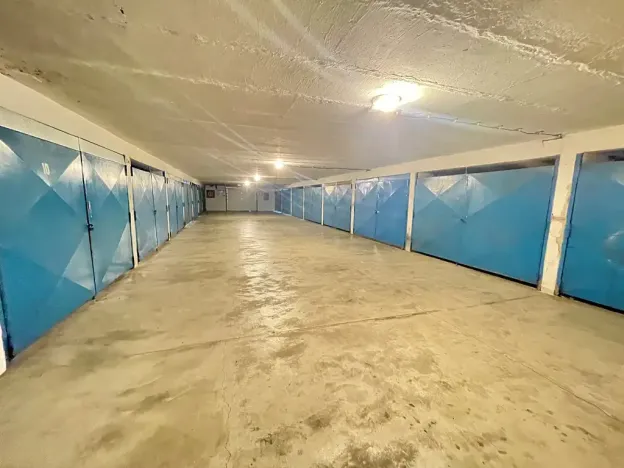 Pronájem garáže, Zlín, Na Slanici, 17 m2