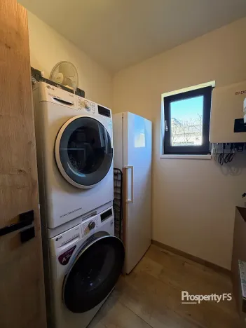 Pronájem rodinného domu, Kralupy nad Vltavou, Lešanská, 180 m2