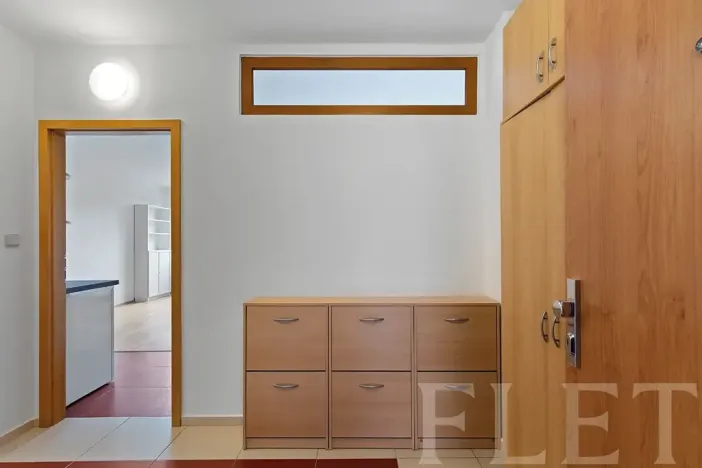 Pronájem bytu 2+kk, Praha - Kamýk, Cílkova, 41 m2