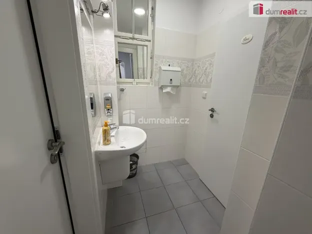 Pronájem kanceláře, Praha - Nové Město, Vodičkova, 143 m2