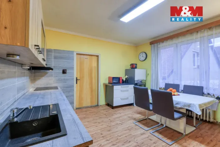 Prodej rodinného domu, Staňkov - Staňkov II, Nádražní, 130 m2