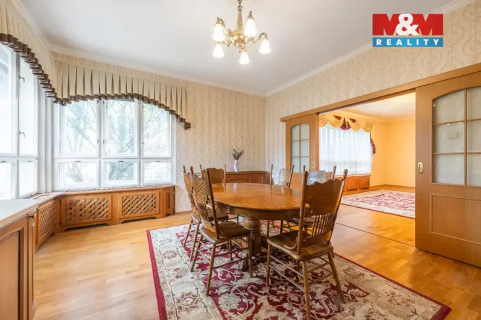 Prodej rodinného domu, Uherské Hradiště, U Stadionu, 300 m2