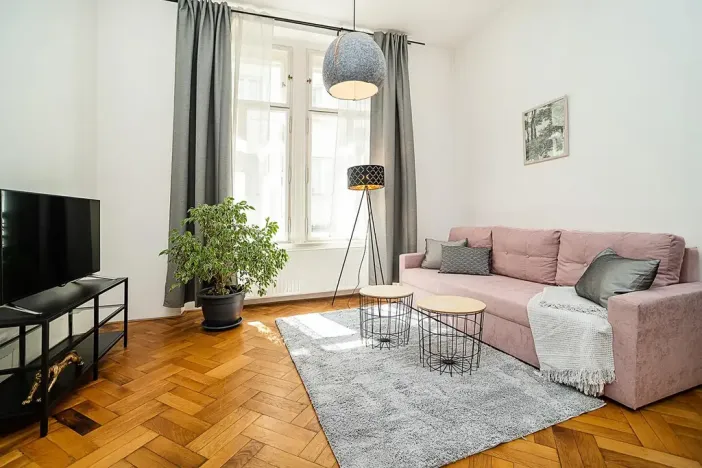 Pronájem bytu 2+kk, Praha - Nové Město, Navrátilova, 48 m2