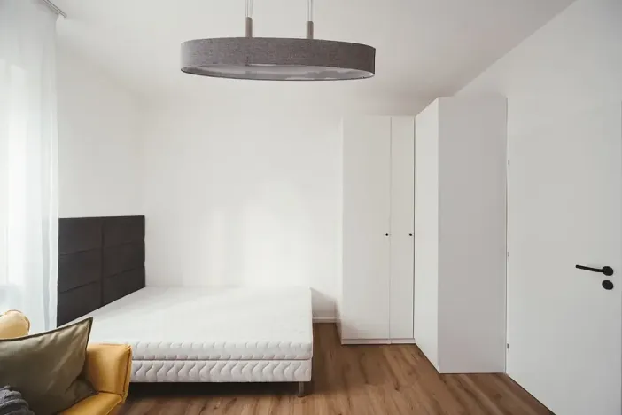 Pronájem bytu 1+kk, Praha - Strašnice, Petrovická, 23 m2