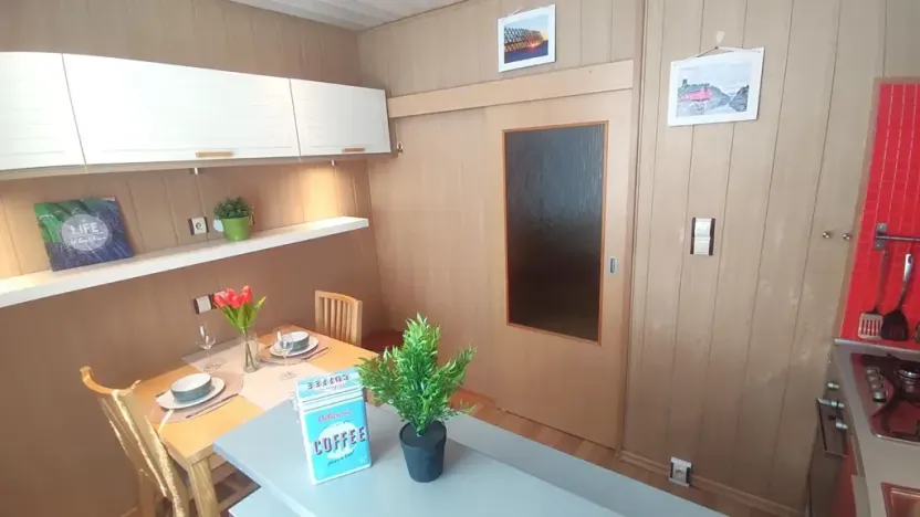 Prodej bytu 2+1, Praha - Strašnice, Ke Strašnické, 39 m2