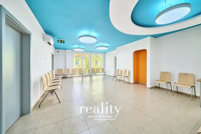 Pronájem kanceláře, Znojmo, Jarošova, 17 m2