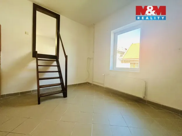 Pronájem bytu 1+kk, Švihov, Čsl. legií, 40 m2