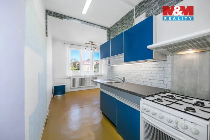 Prodej bytu 2+1, Teplá, Školní, 56 m2