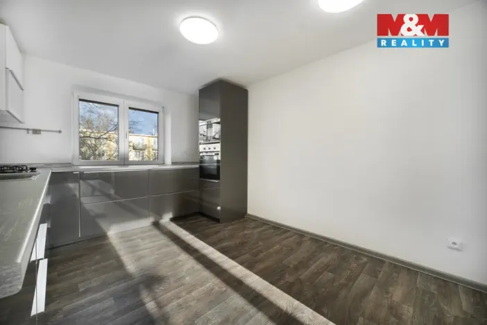 Pronájem bytu 2+1, Chrudim - Chrudim IV, Pardubická, 56 m2