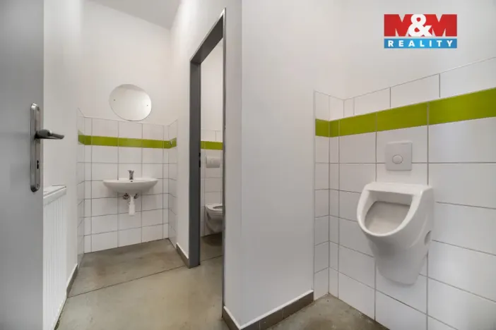 Pronájem výrobních prostor, Albrechtice, 328 m2