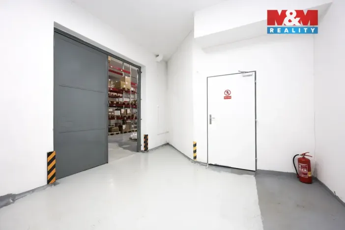 Pronájem skladu, Hlubočky, Fučíkova, 900 m2