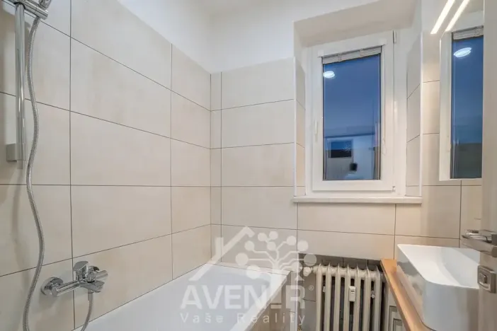 Pronájem bytu 3+1, Zlín, Benešovo nábřeží, 72 m2