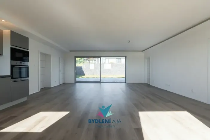 Prodej rodinného domu, Dubí, V Aleji, 206 m2