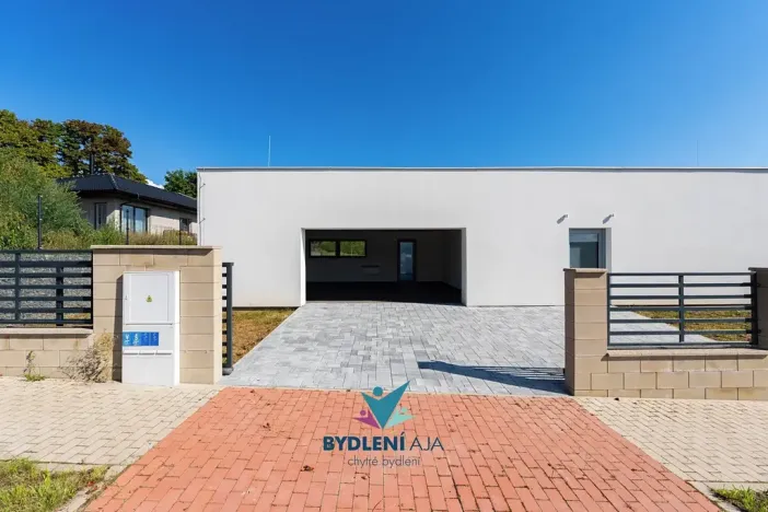 Prodej rodinného domu, Dubí, V Aleji, 206 m2