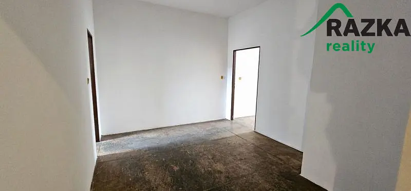 Prodej rodinného domu, Chodová Planá, 355 m2