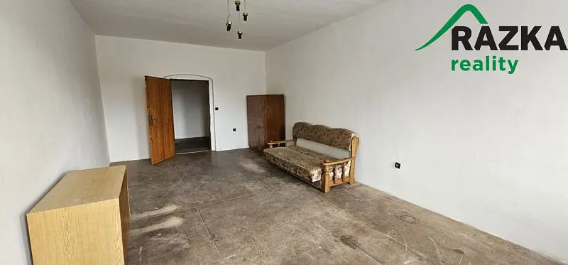 Prodej rodinného domu, Chodová Planá, 355 m2