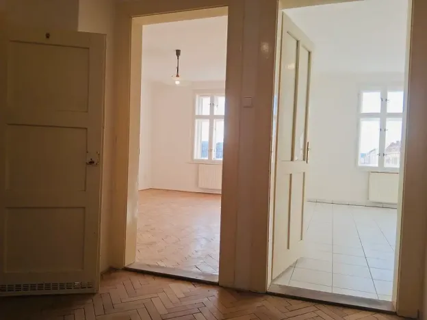 Pronájem bytu 2+1, Praha, Slezská, 75 m2