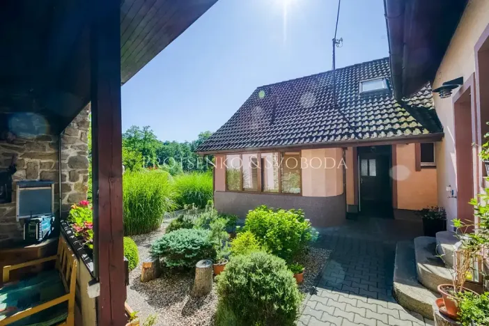 Prodej chalupy, Ledečko, 257 m2