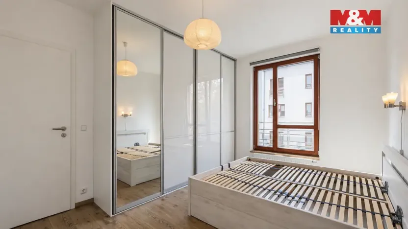 Pronájem bytu 3+kk, Praha - Vysočany, Jana Přibíka, 90 m2