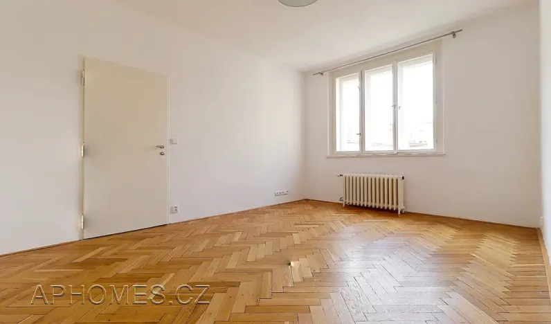 Pronájem bytu 2+1, Praha - Žižkov, Jeseniova, 60 m2