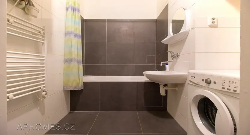 Pronájem bytu 3+1, Praha - Vinohrady, Slezská, 100 m2