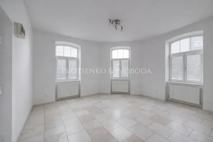 Prodej kanceláře, Mělník, Českolipská, 418 m2