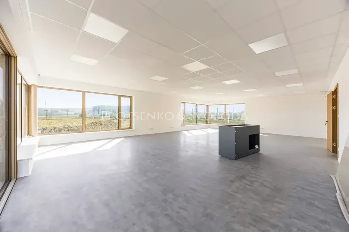Pronájem kanceláře, Velká Bíteš, 270 m2