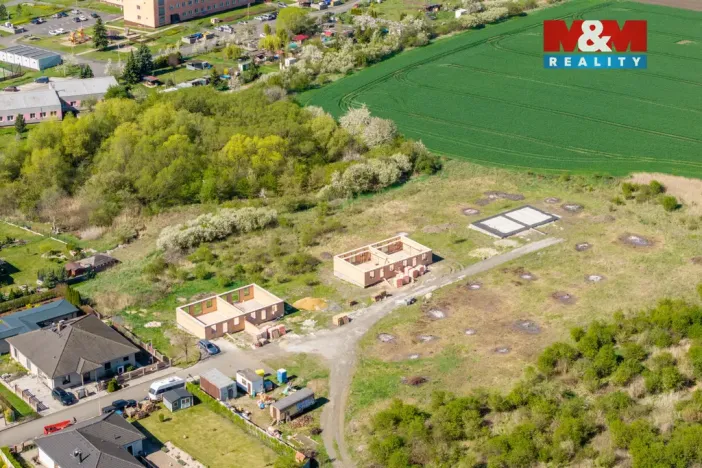 Prodej pozemku pro bydlení, Hrušovany, 827 m2