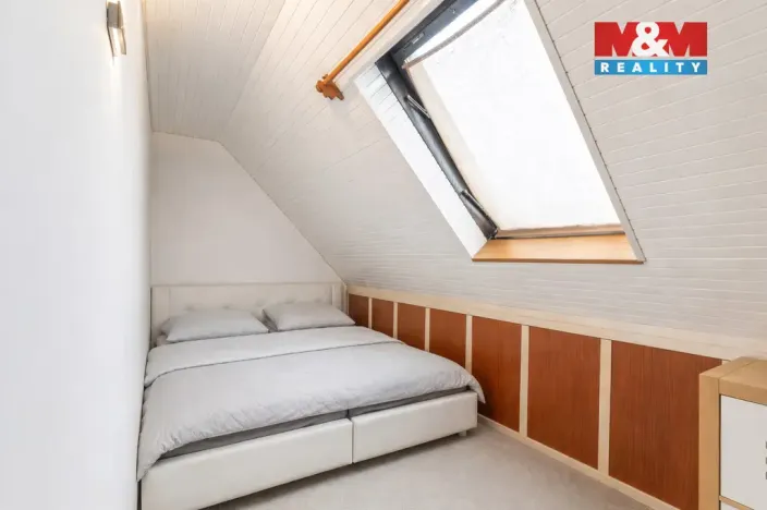 Prodej rodinného domu, Jablunkov, 217 m2