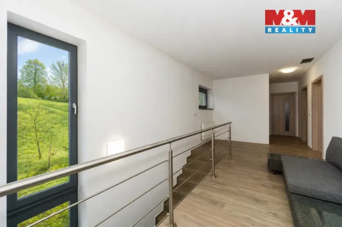 Prodej rodinného domu, Rohovládova Bělá, 287 m2