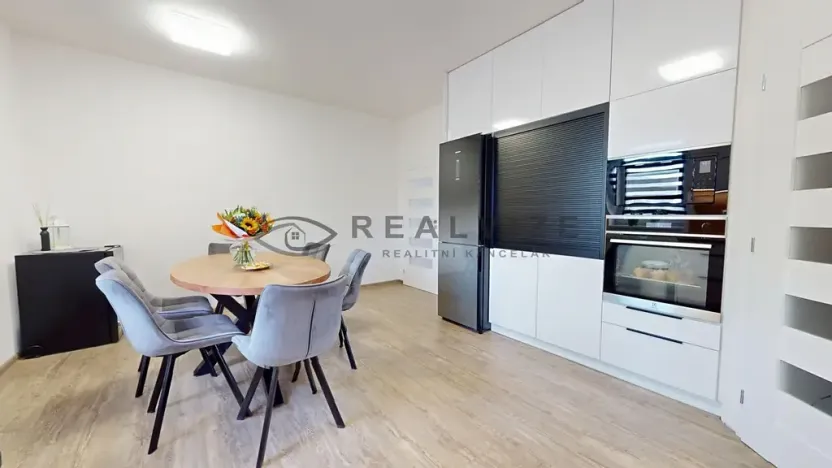 Prodej rodinného domu, Úsilné, 205 m2