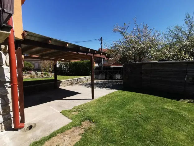 Prodej rodinného domu, Lomnička, 160 m2