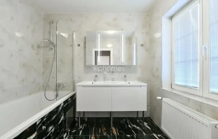 Pronájem rodinného domu, Praha - Nebušice, Na Malé Šárce, 360 m2