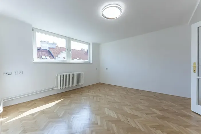 Pronájem bytu 2+1, Praha - Vinohrady, Italská, 59 m2