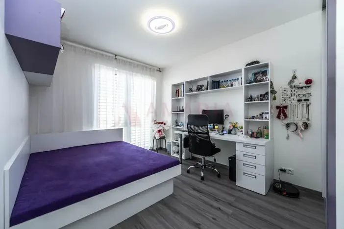 Prodej rodinného domu, Praha - Letňany, Jana Vlčka, 143 m2