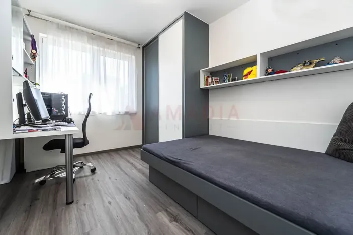 Prodej rodinného domu, Praha - Letňany, Jana Vlčka, 143 m2