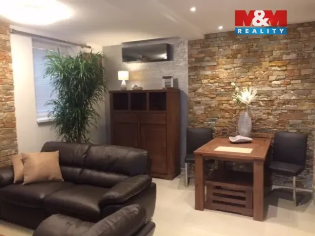 Pronájem bytu 2+kk, Ostrava, Kuršova, 50 m2