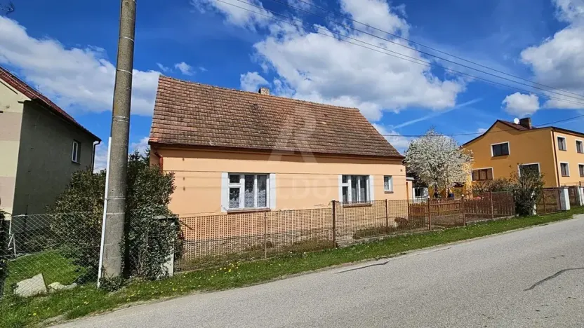 Prodej rodinného domu, Trhové Sviny, 83 m2