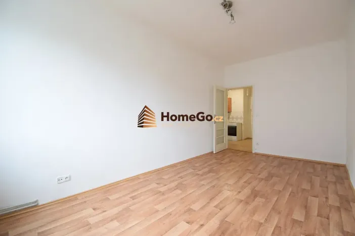 Pronájem bytu 2+1, Praha - Nusle, U gymnázia, 54 m2