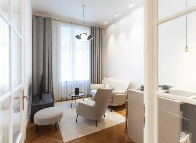 Pronájem bytu 2+kk, Praha - Nové Město, Dlážděná, 41 m2