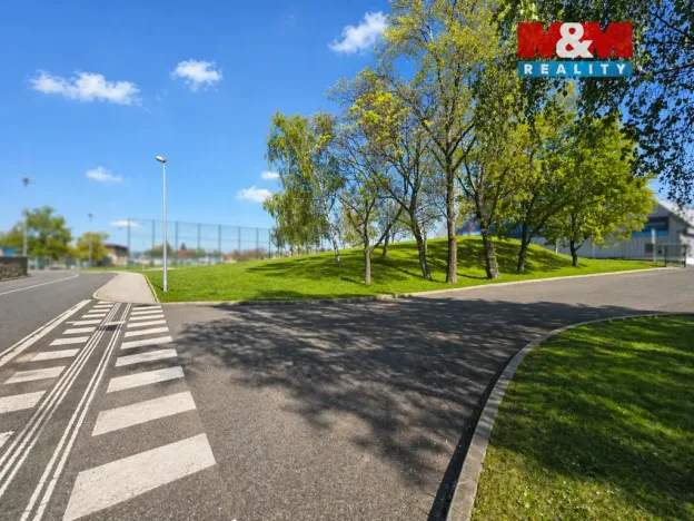 Prodej pozemku pro bydlení, Praha, U školy, 876 m2