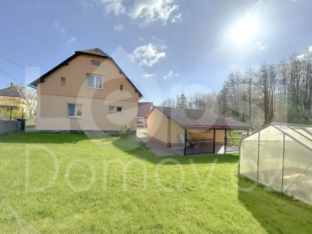 Prodej rodinného domu, Vlčice, 185 m2